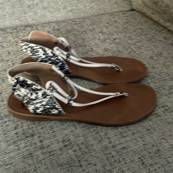 Coach Women's Clarkson Snakeskin Open Toe Sandals size 7 1/2 - Picture 1 of 9